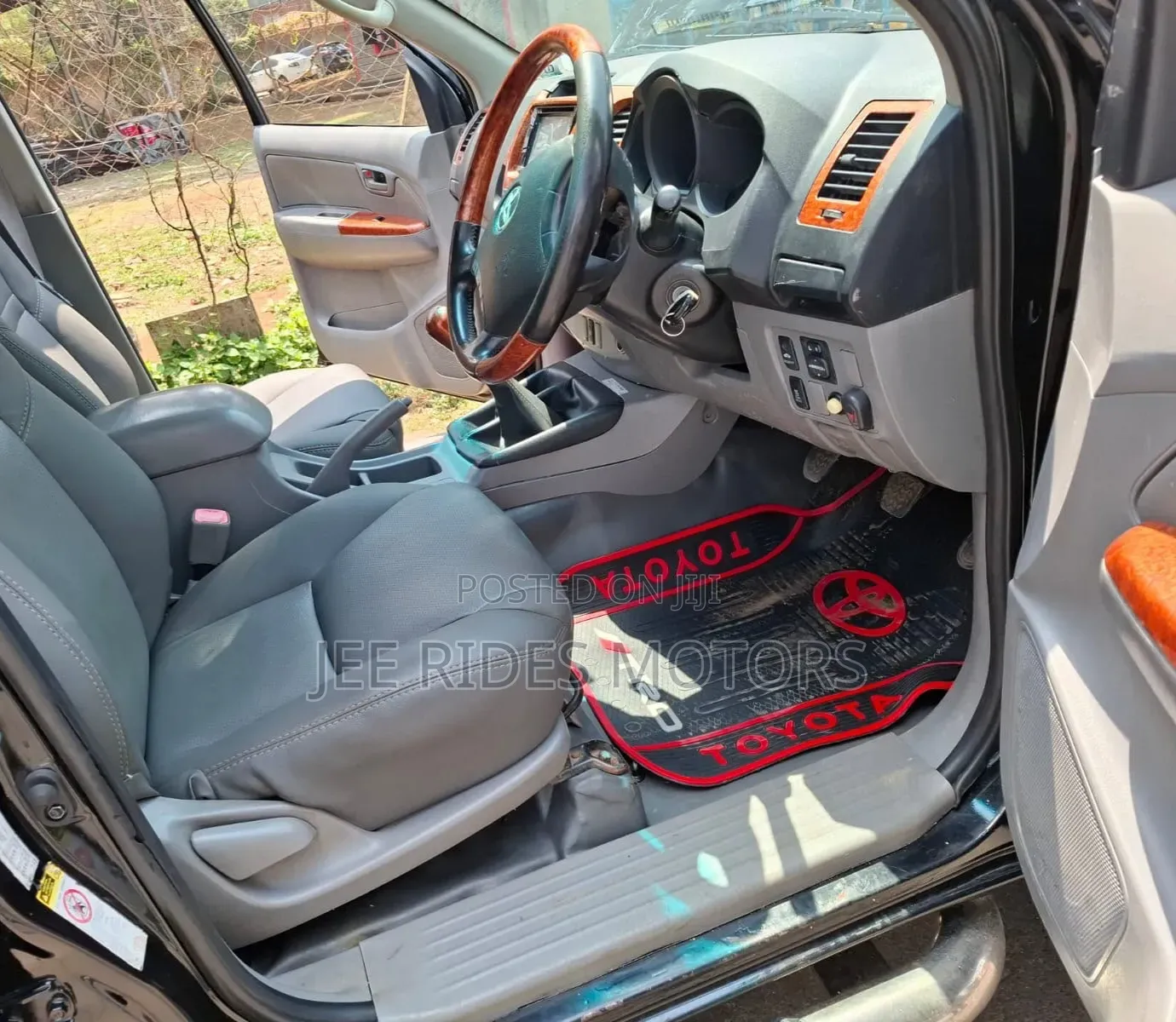 Toyota Hilux 2008 Black