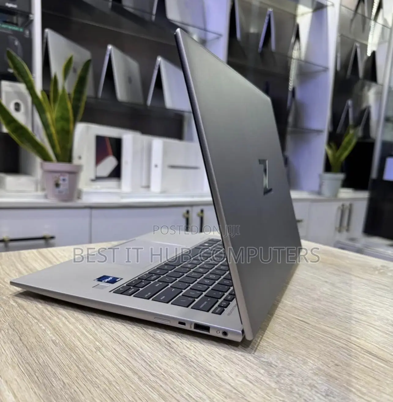 Laptop HP ZBook Firefly 16inch G9 16GB Intel Core i7 SSD 512GB