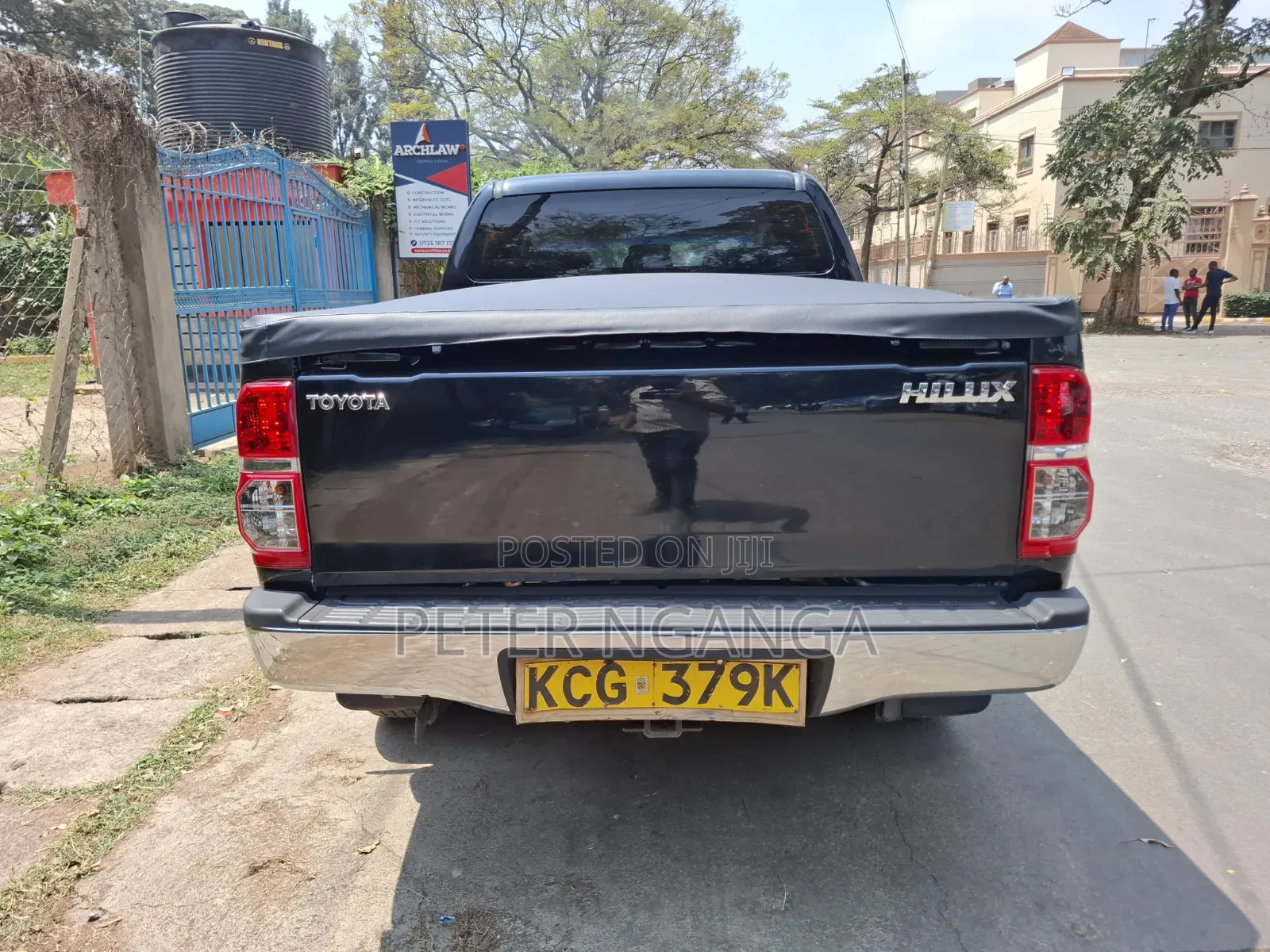 Toyota Hilux 2011 Matt Black