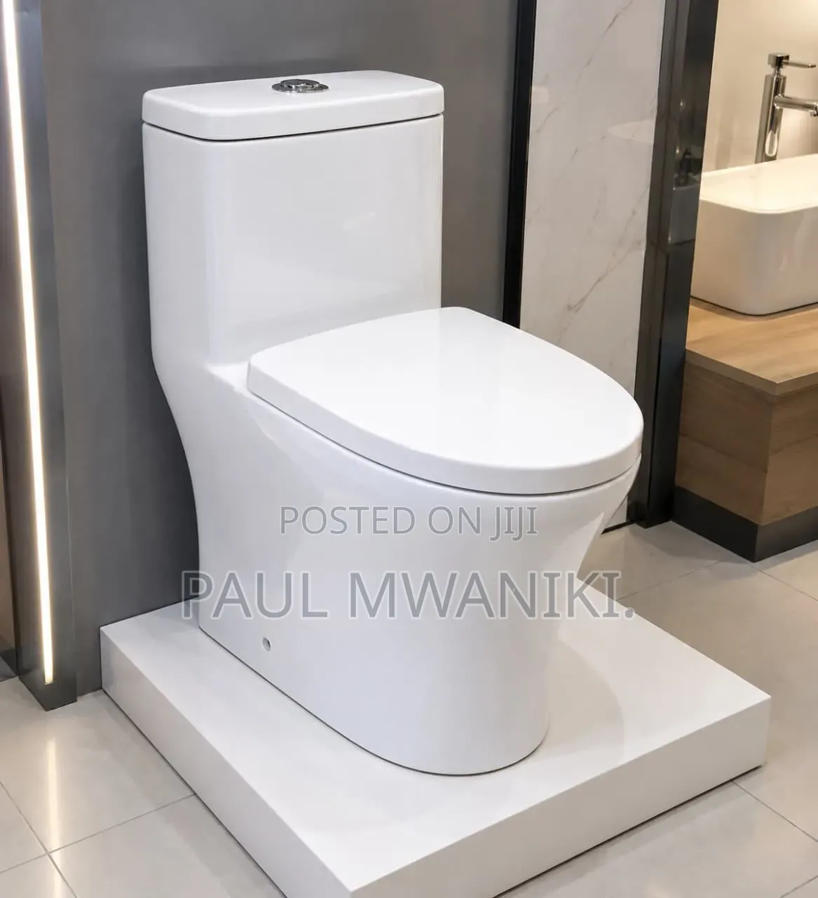 Modern One-Piece Ceramic Toilet – Stylish Easy to Clean