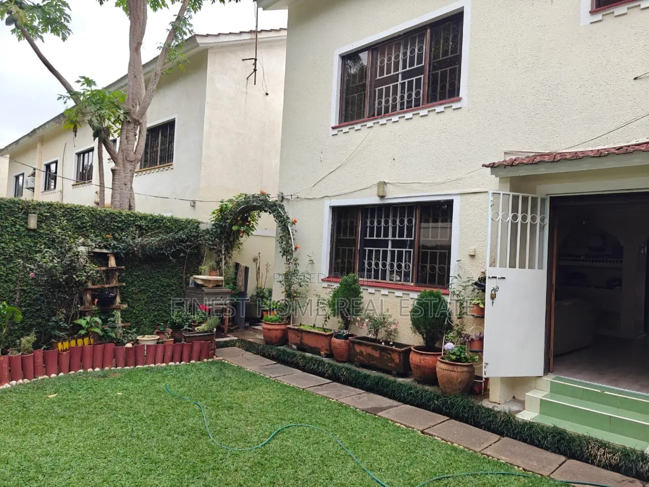4bdrm Townhouse/Terrace in Lavington for sale