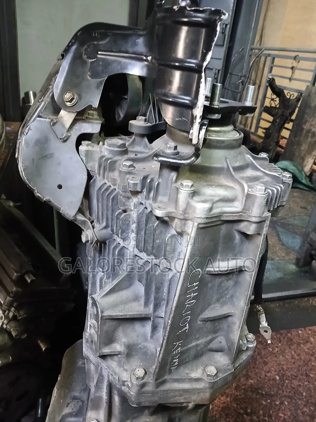 2UZcomplete V8 Gearbox Peterol