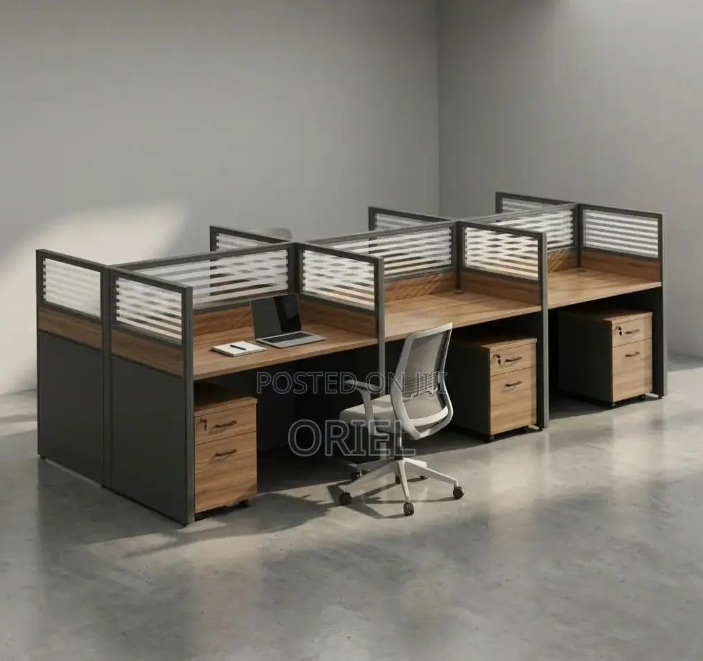 Office Workstation : 6-Person Staff Workstation