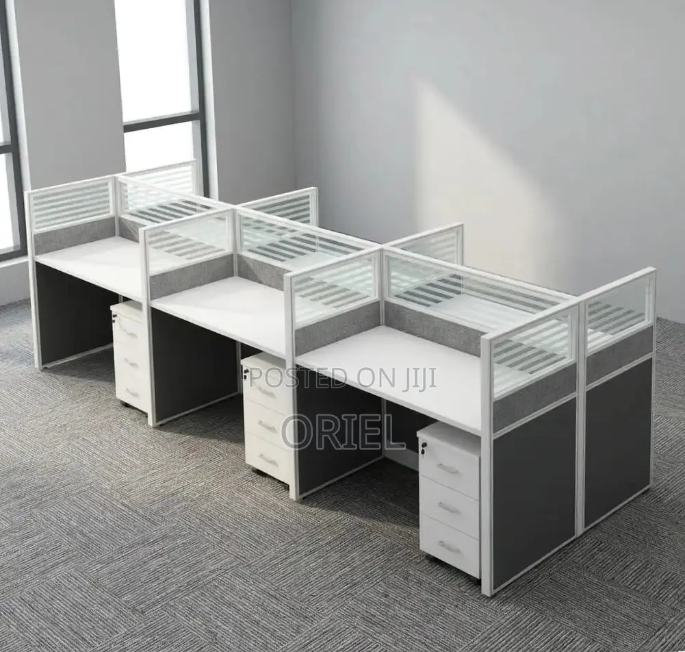 Office Workstation : 6-Person Staff Workstation