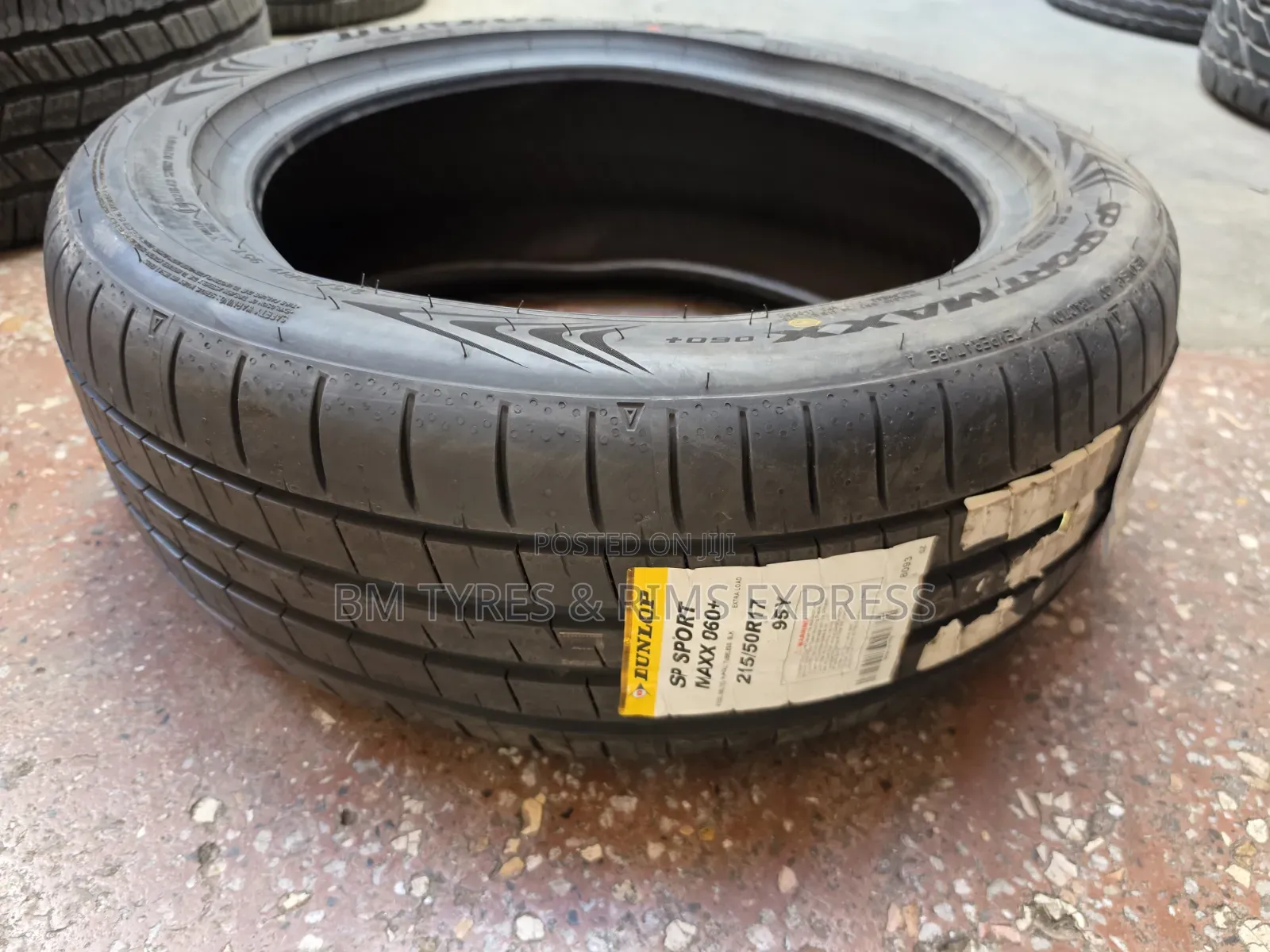 215 /50 R17 DUNLOP TIRES (Japan)