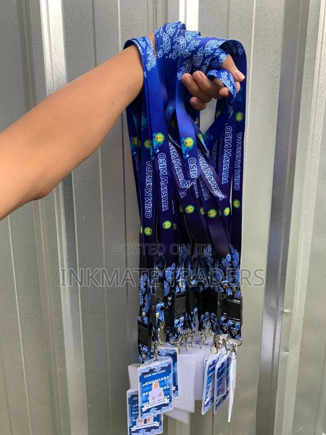 Neck Nametags Around