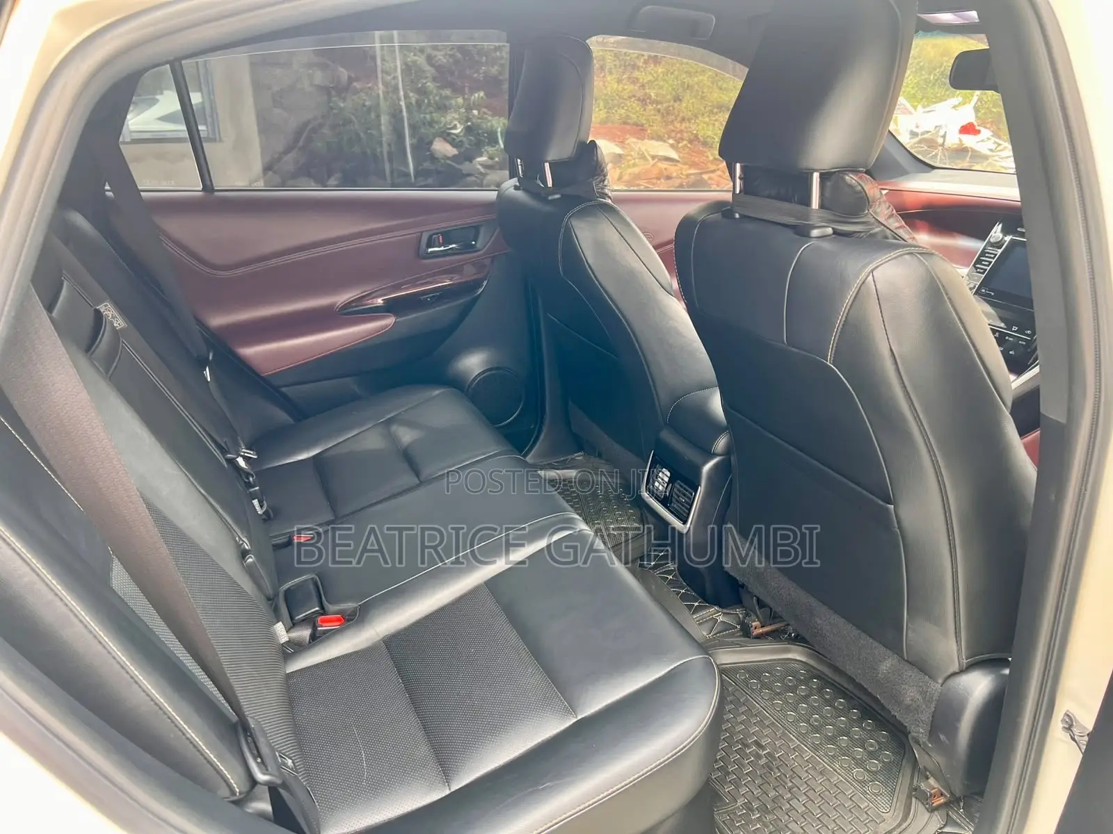 Toyota Harrier 2.5 Hybrid 4WD 2015 Pearl