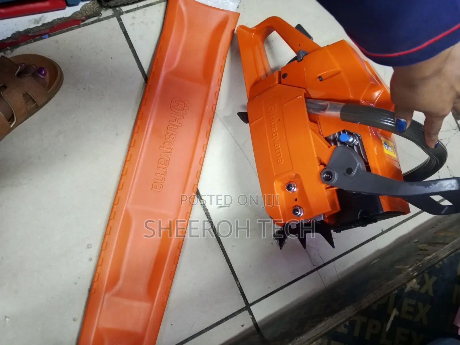 272xp Chainsaw/Powersaw