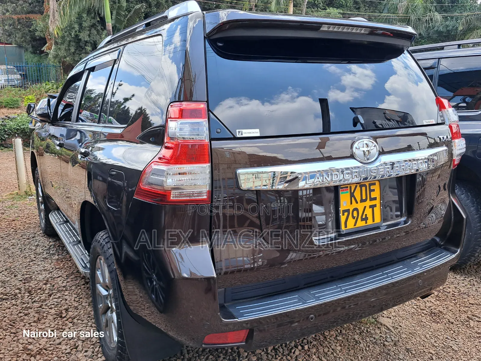 Toyota Land Cruiser Prado 2017 Gold