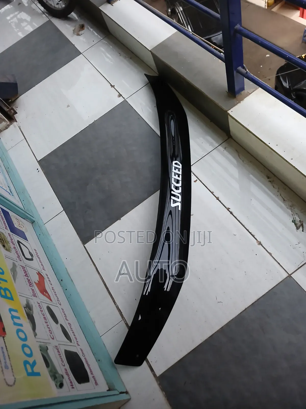 Toyota Succeed Bonnet Mate – Bonnet Protector, Hood Guard