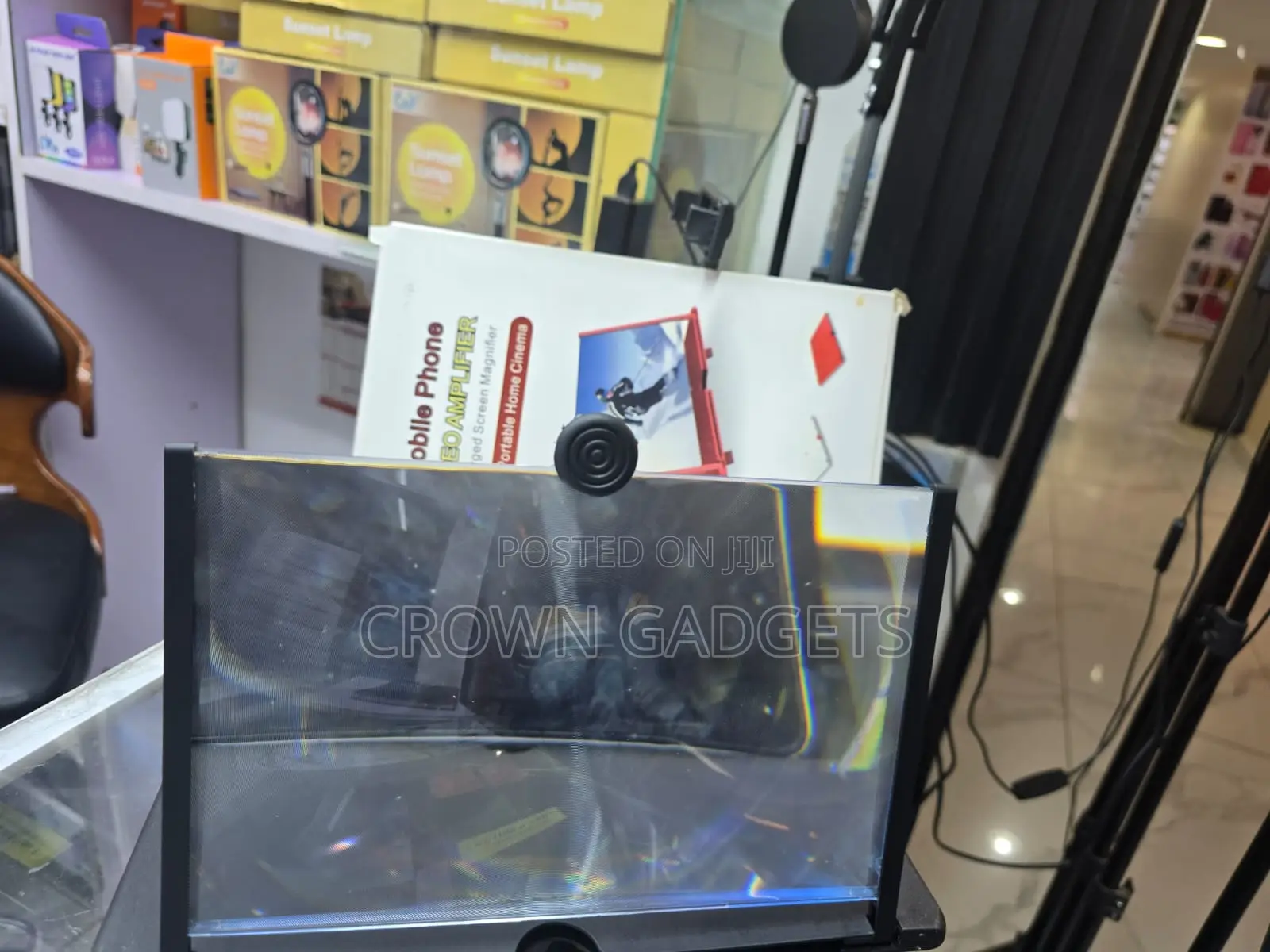 Smartphone Screen Magnifier 4X Zoom for Movies Gaming