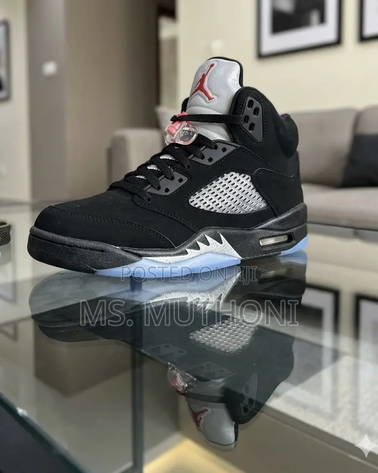 Air Jordan 5 Retro "Black Metallic" Shark Tooth Size 40-46