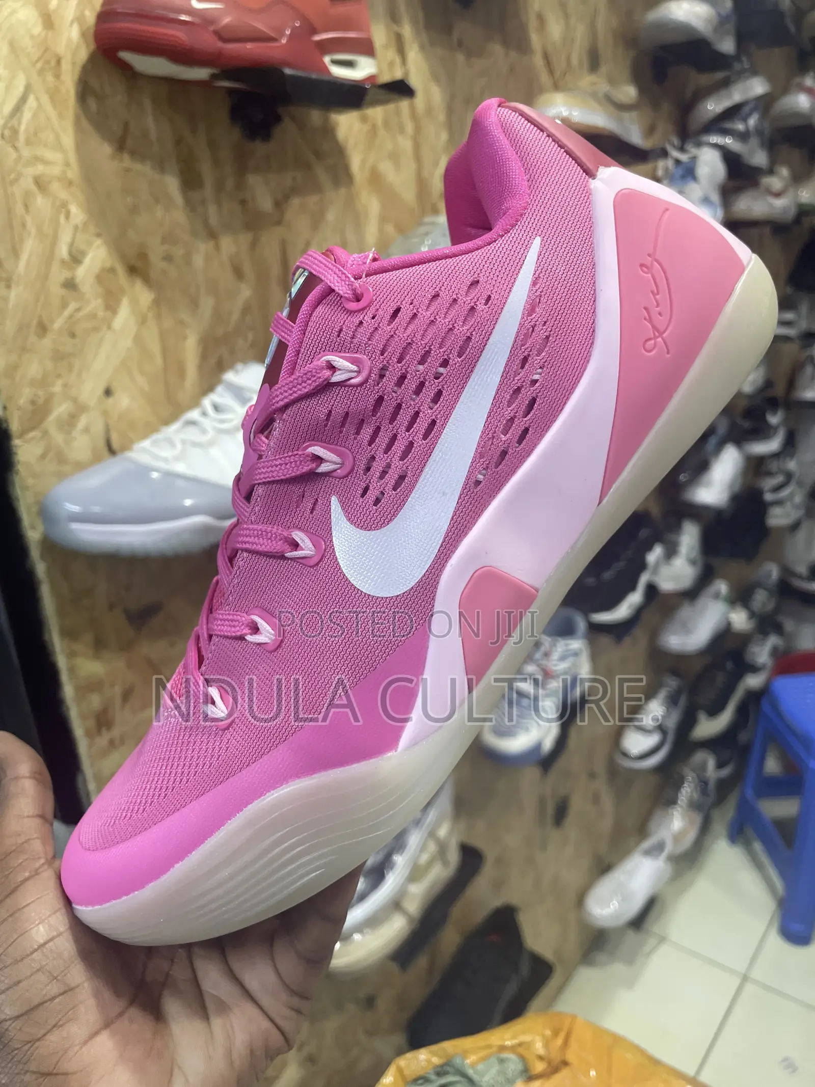 Nike Kobe 9 EM Low Protro