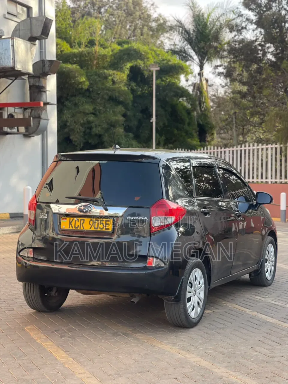 Subaru Trezia 2011 Black