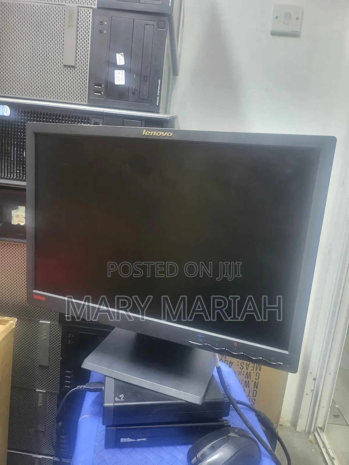 Lenovo TFT Monitors