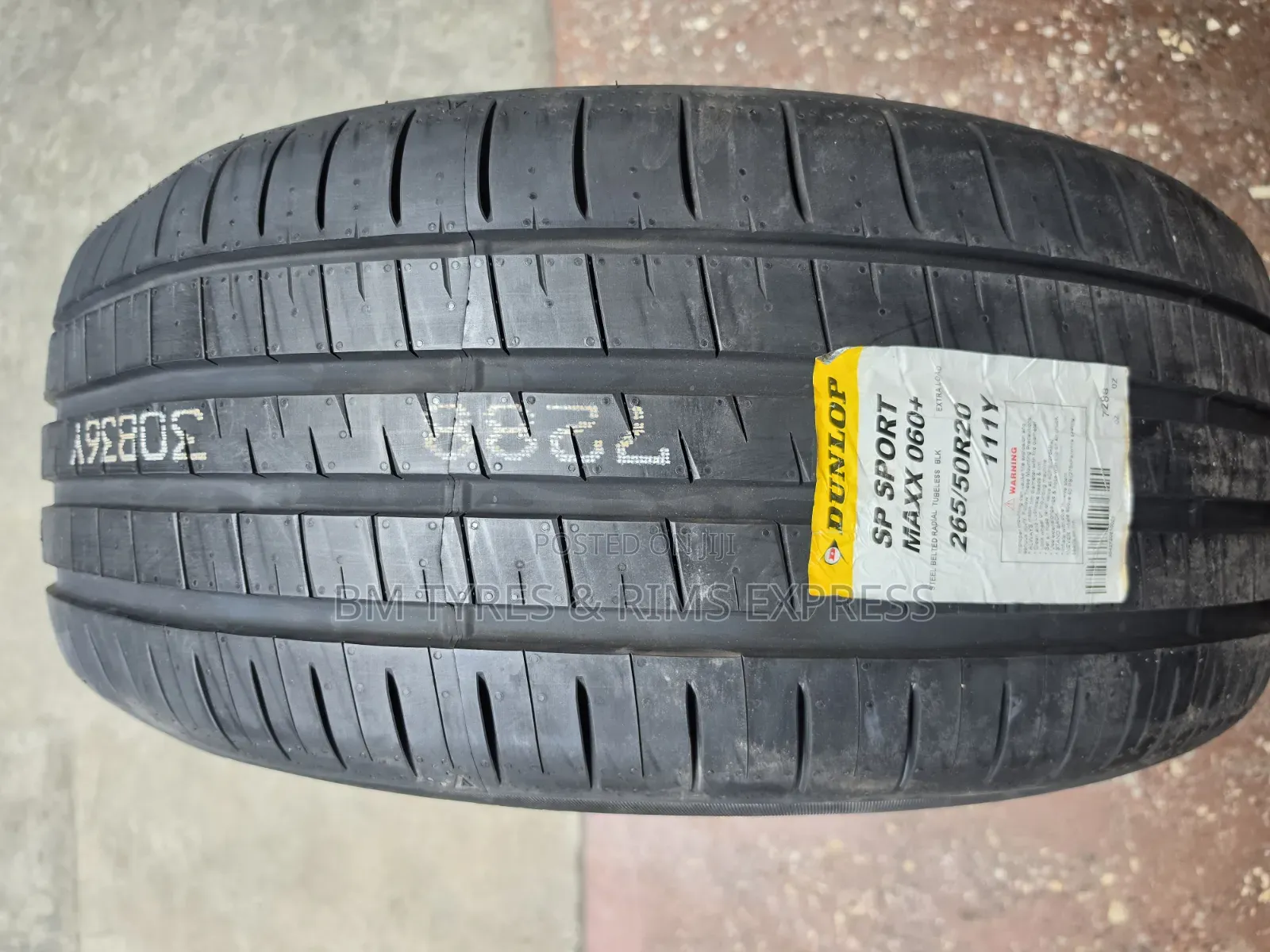265 /50 R20 DUNLOP TYRES (Japan)