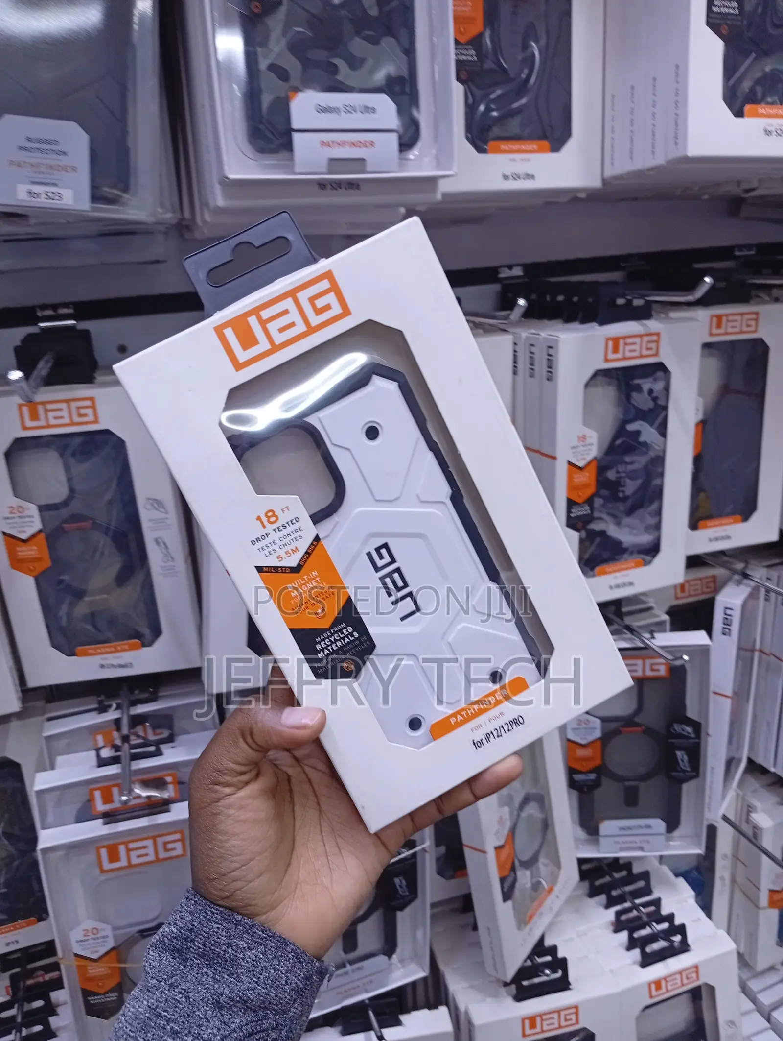 Urban Armor Gear Case in MagSafe for the Samsung Galaxy S24 Ultra