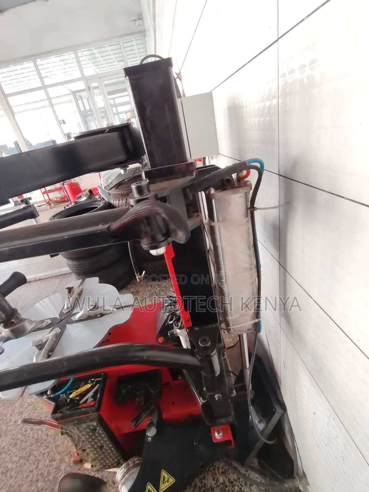 Adujastable Mounting Head Tyre Changer STC-768r Machine Sunshine Italy
