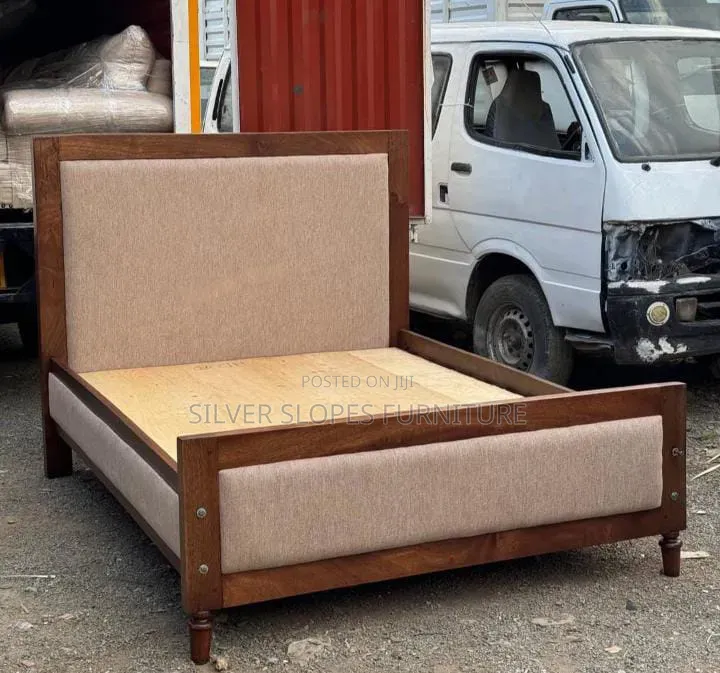 Chester Bed 5by6 (Queen Size)