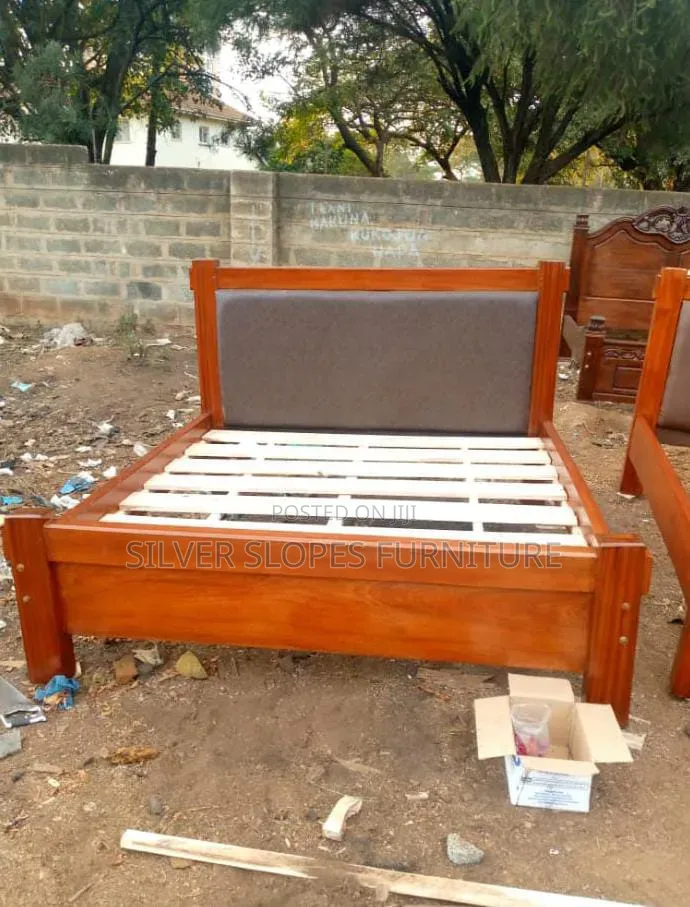 Chester Bed 5by6 (Queen Size)