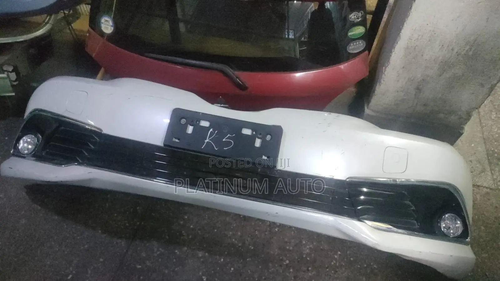 Front Bumper Auris 2018