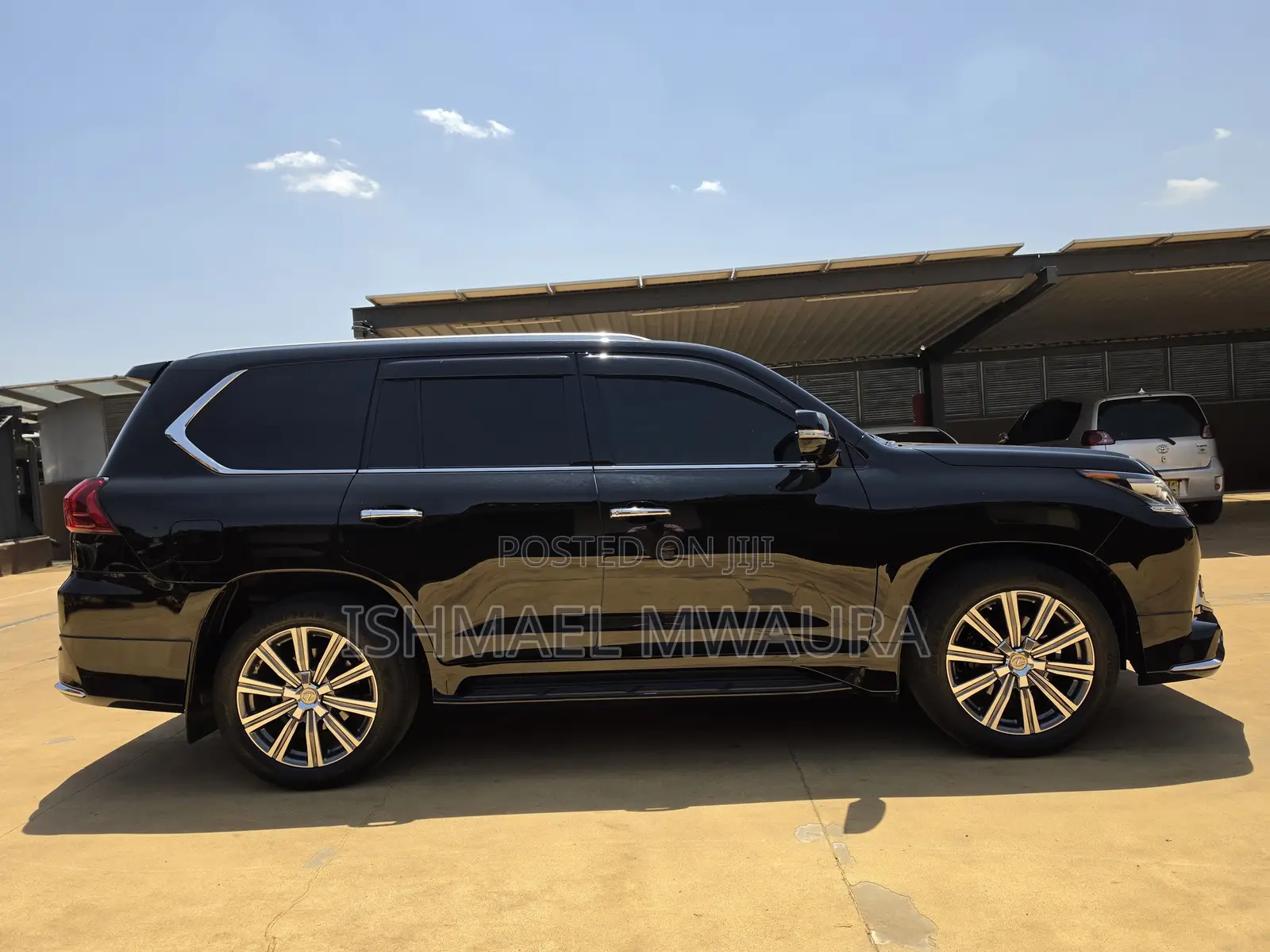 Lexus LX 570 AWD 2016 Black