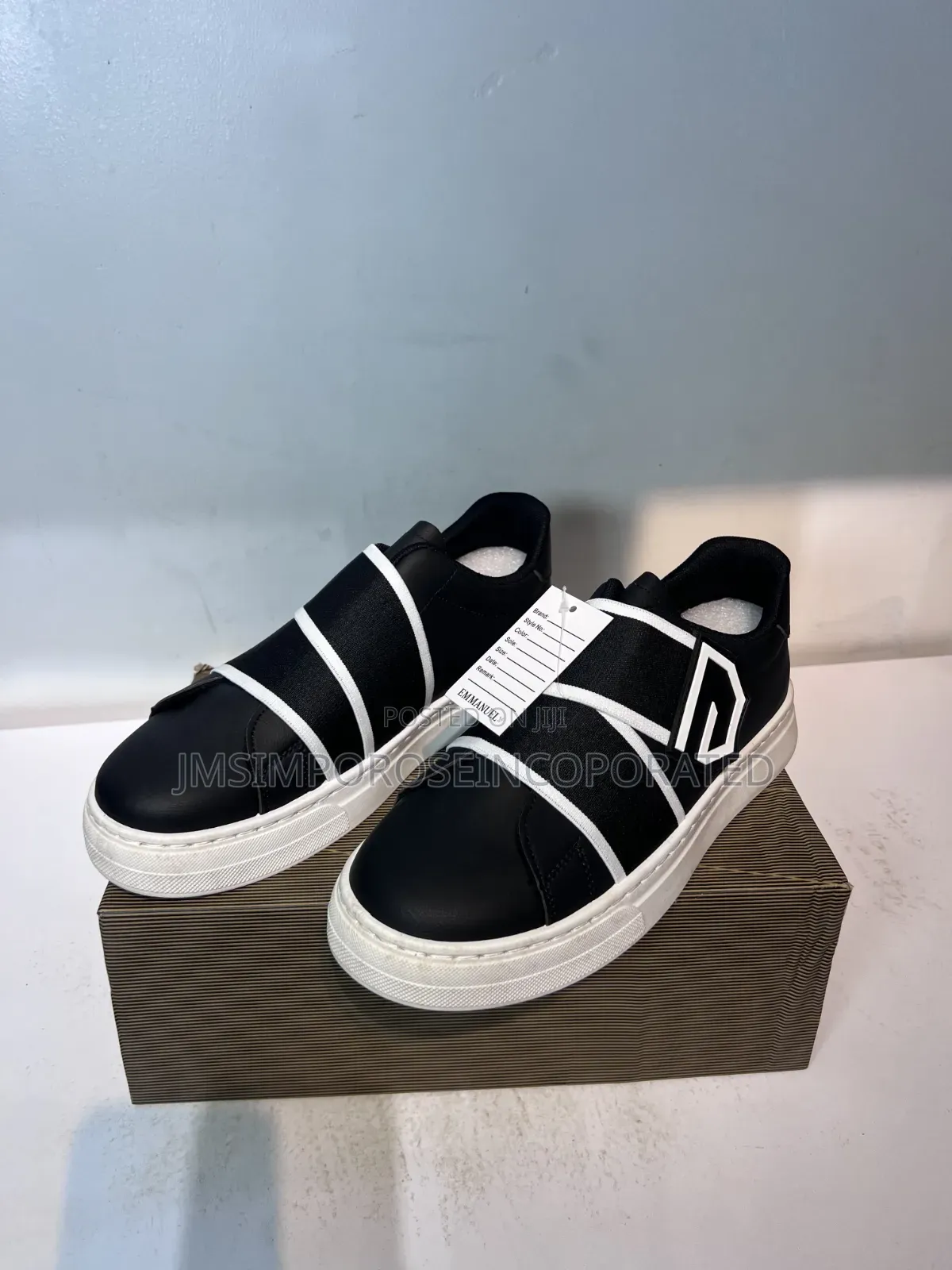 Low Top Slip-on Sneaker
