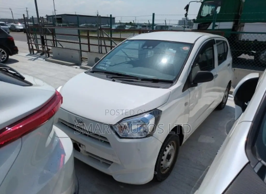 Toyota Pixis 2019 White