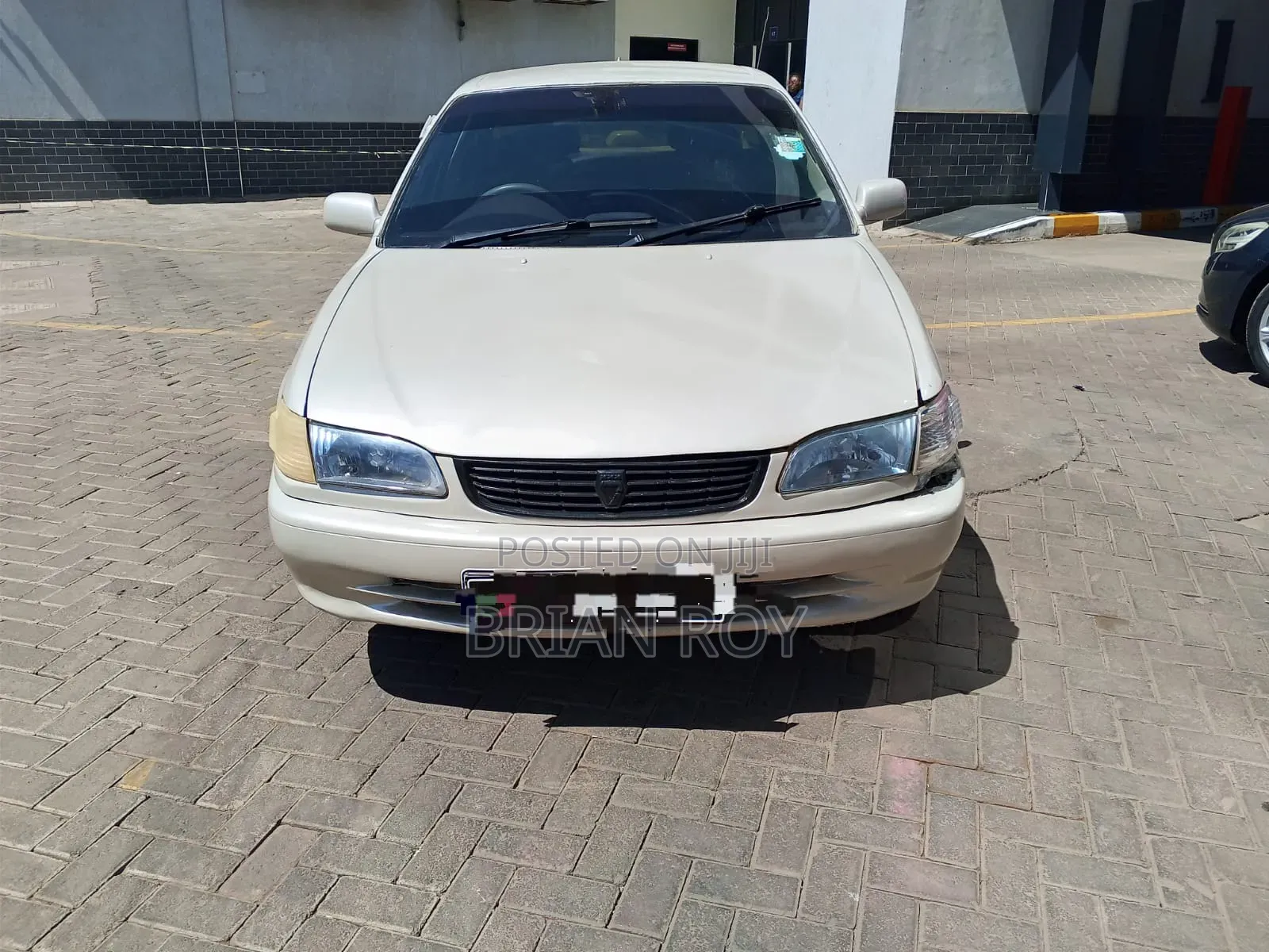 Toyota Corolla 2000 Silver