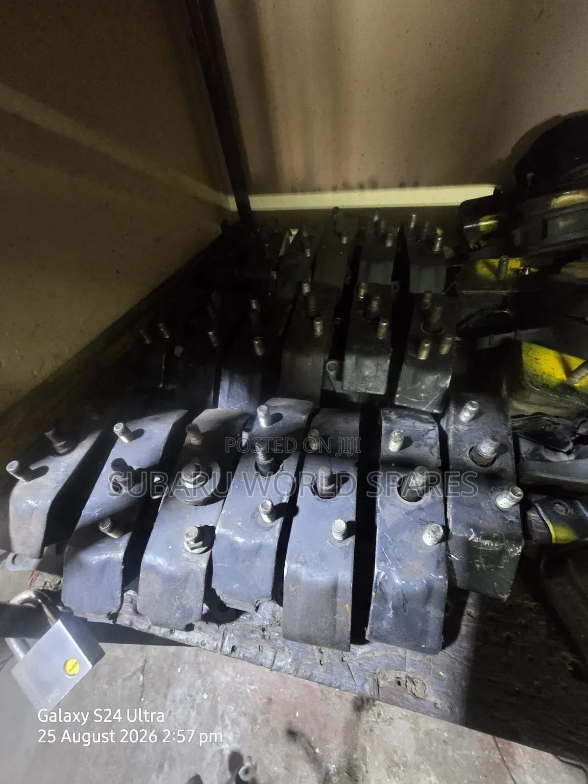 Subaru Gearbox Mountain