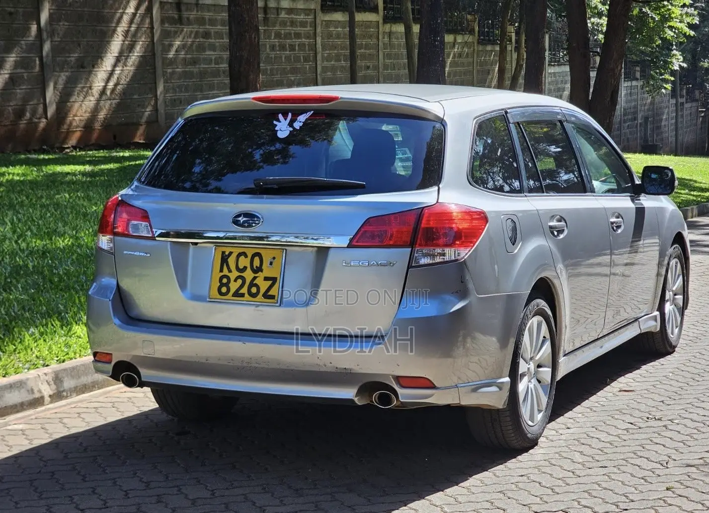 Subaru Legacy 2011 Silver