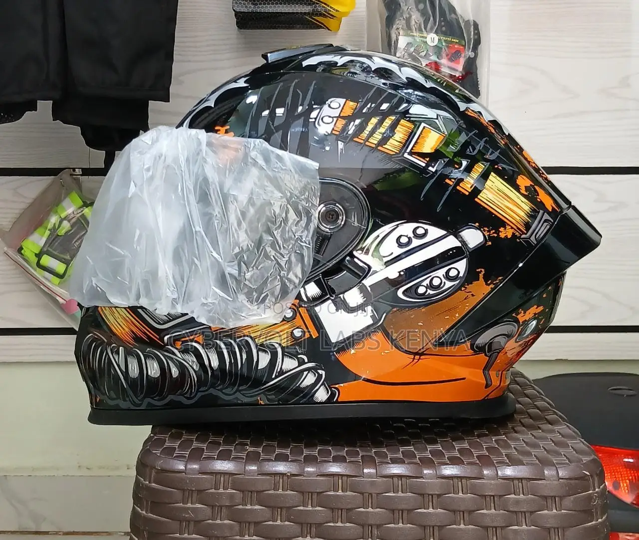 Full Face Motorcycle Helmet With Double Visor – DOT Certified