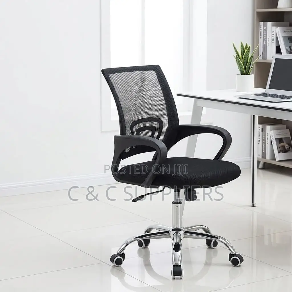 Mesh Low Back Swivel Desk Chair.