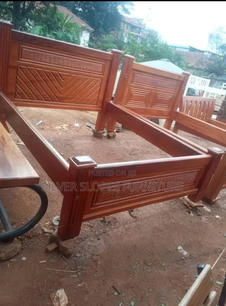 Mahogany Bed 6by6
