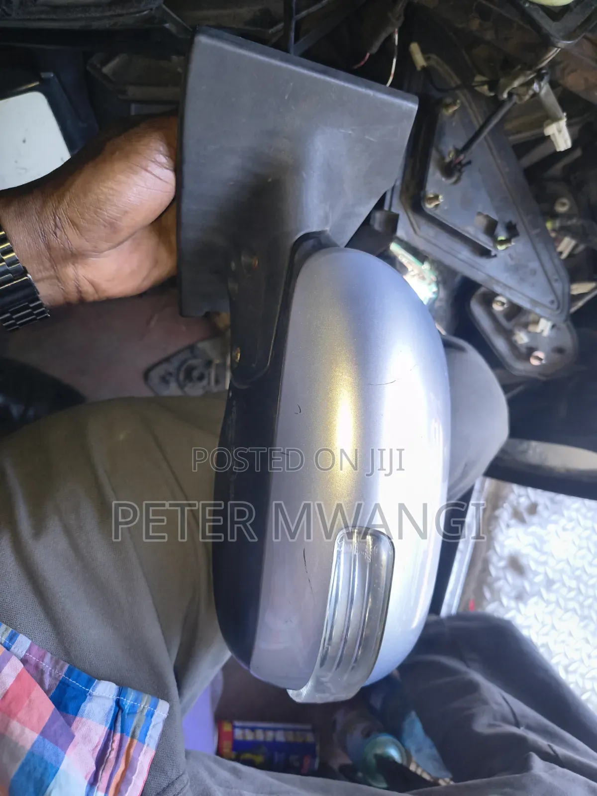 Toyota Vitz 2008 Sidemirrow
