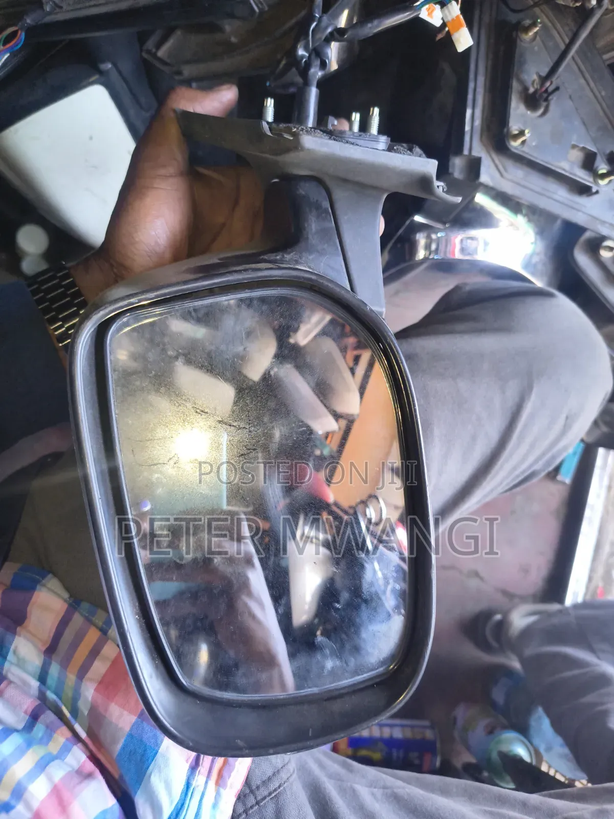 Toyota Vitz 2008 Sidemirrow