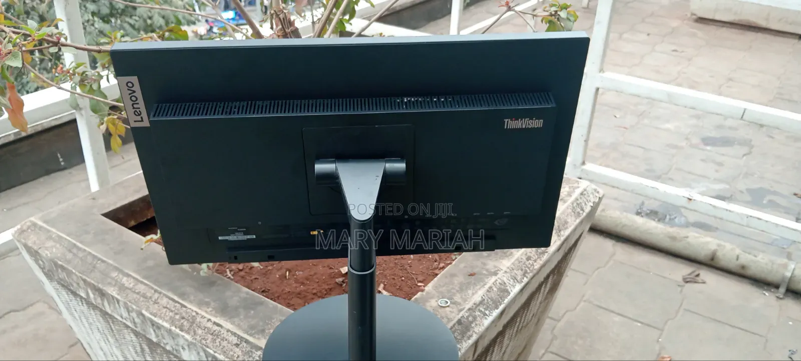Lenovo Edge to Edge Monitors
