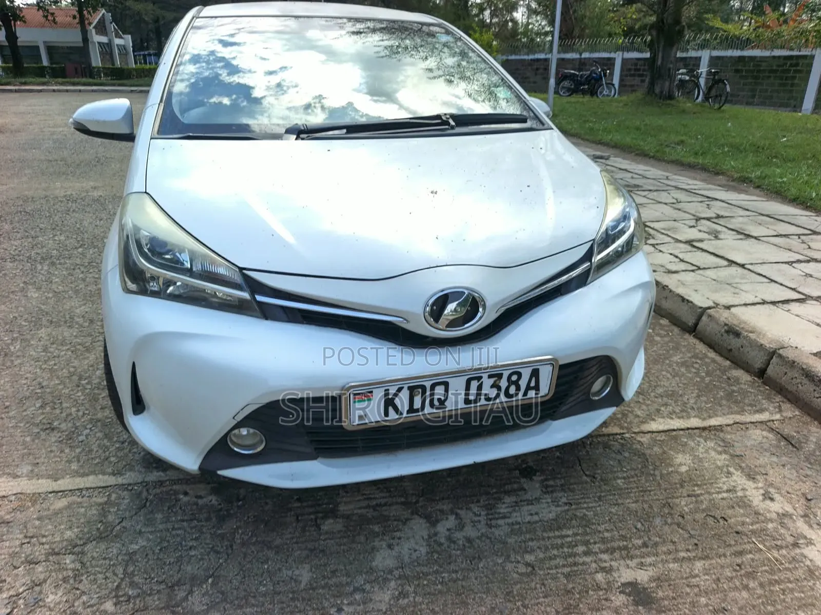 Toyota Vitz 2018 White