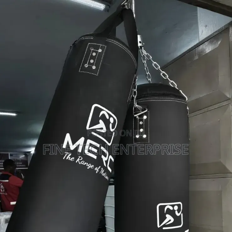 Punching Bag
Punching Bag
50kg