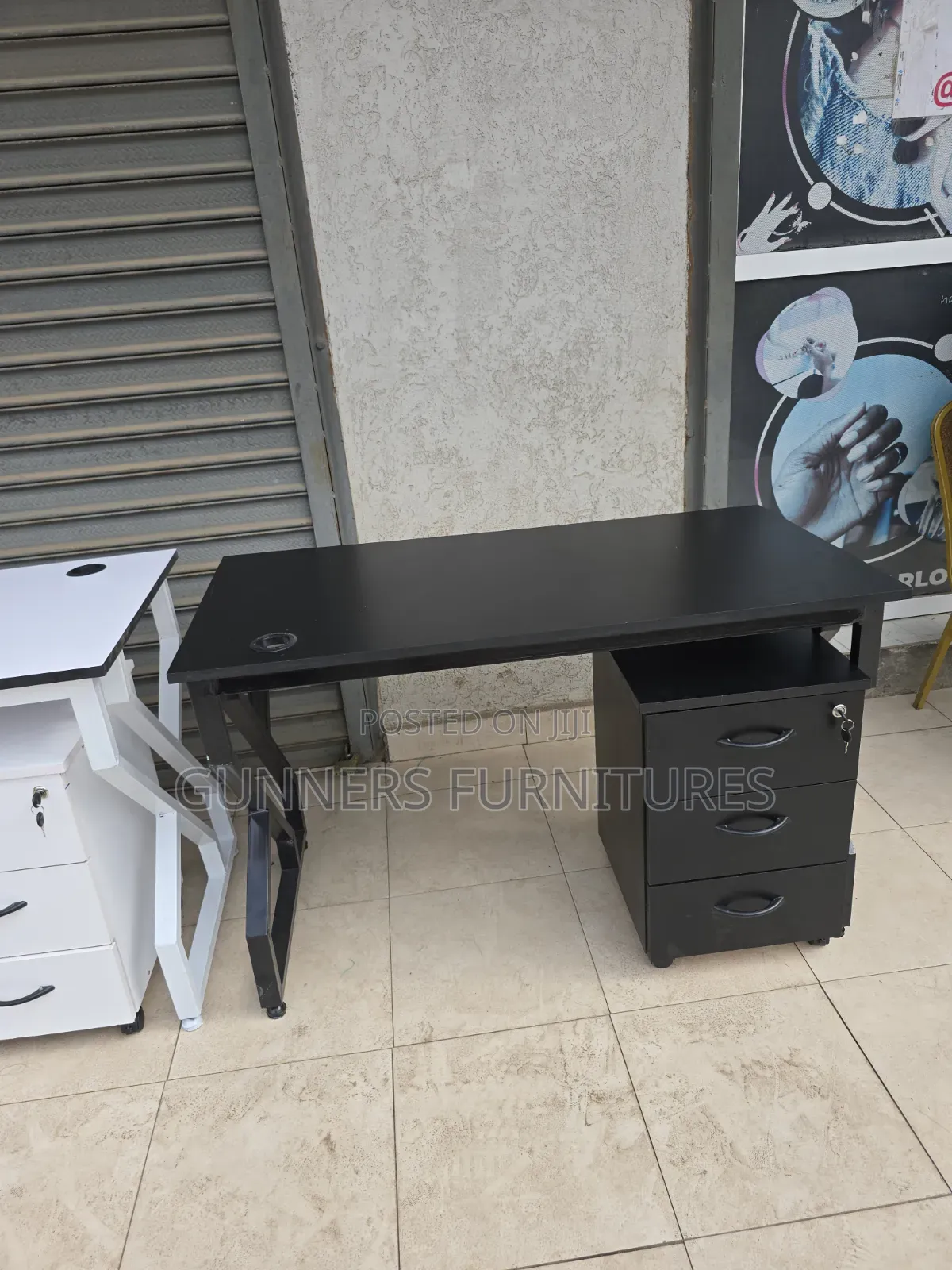 Black/White Metallic Desk With Pedestals