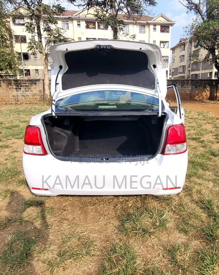 Toyota Axio 2012 Off white