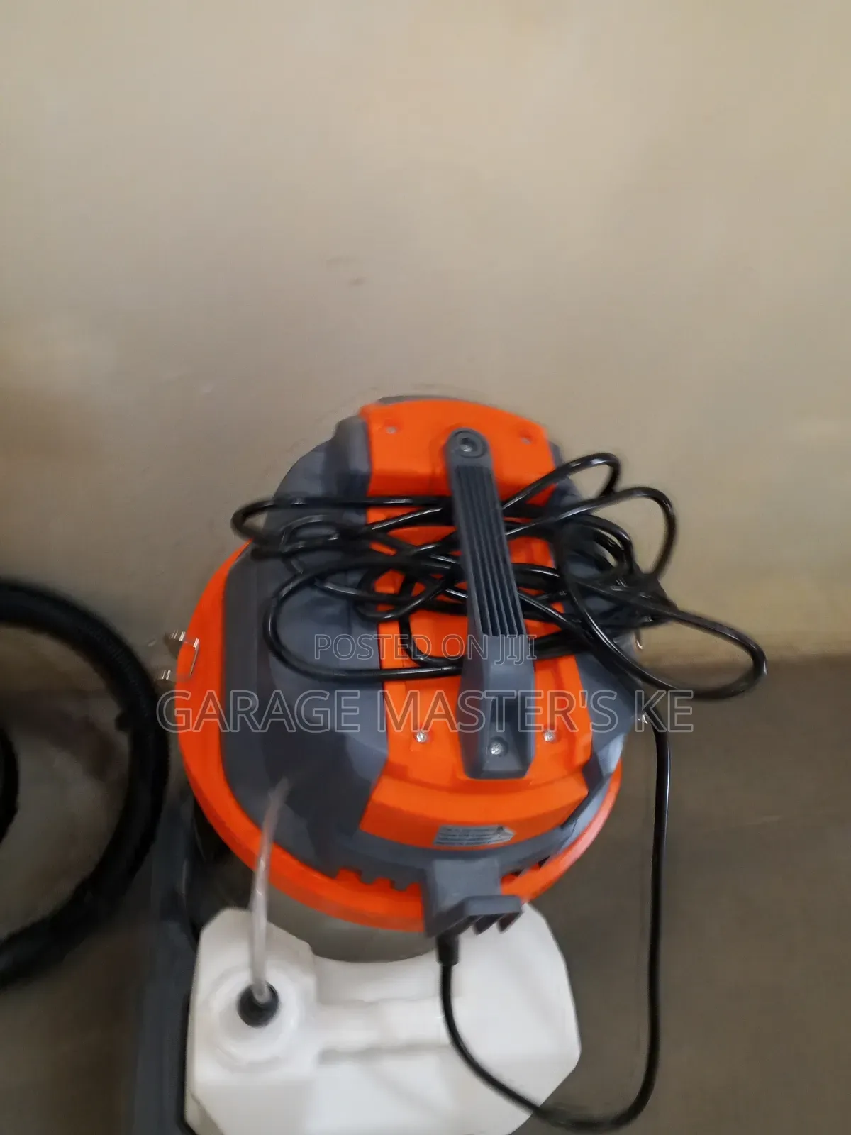 Italian Brand New Water Spray Vacuum Cleaner Machine