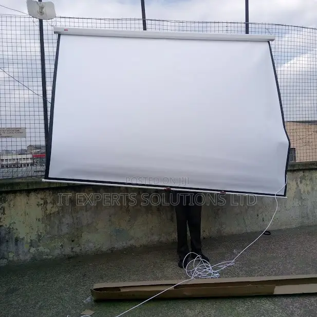 300 X 300 Auto Electric Projector Screen Techcom