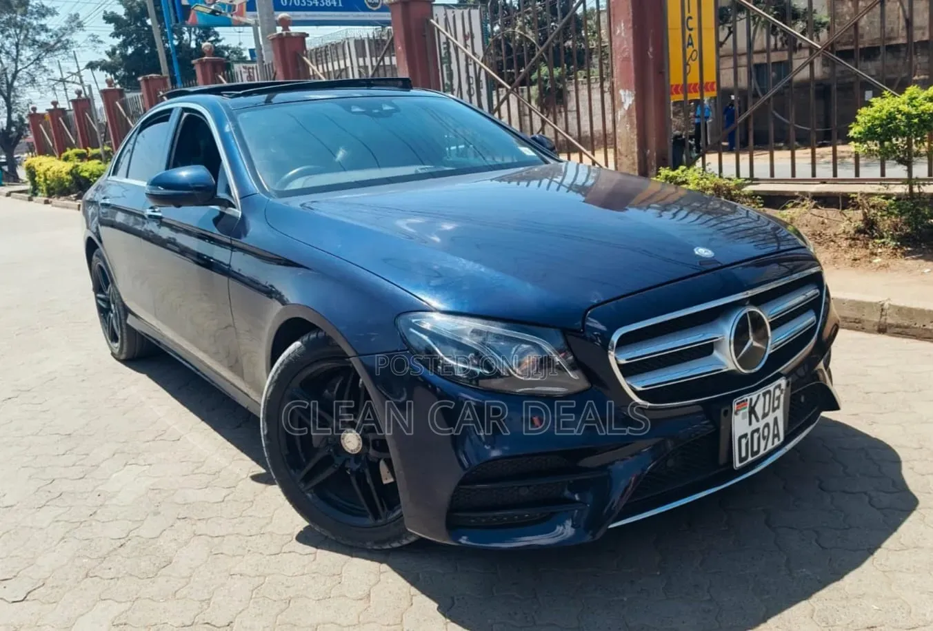 Mercedes-Benz E250 2016 Black