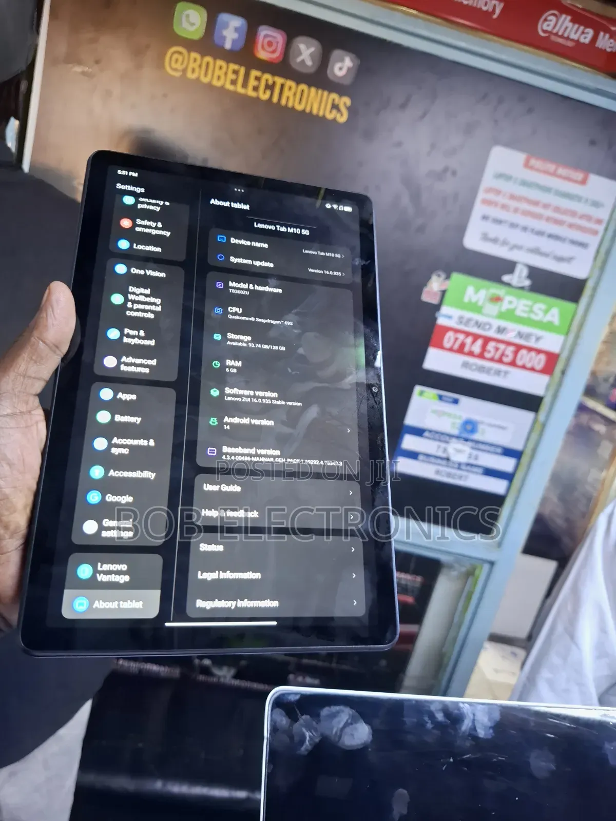 Lenovo Tab M10 128 GB Black