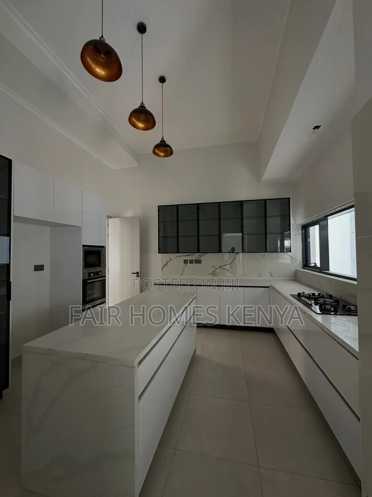 5bdrm Townhouse / Terrace in Maji Mazuri, Muthangari for rent