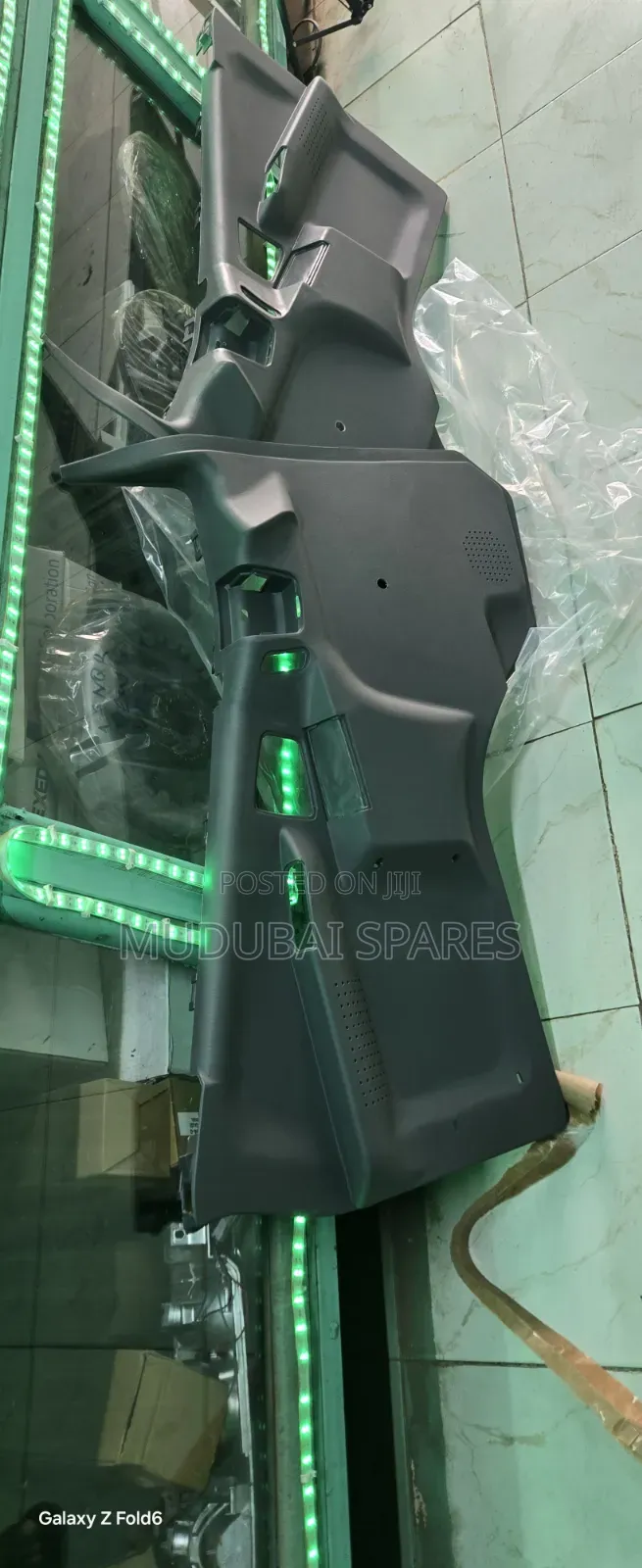 Mitsubishi Fh and Canter HD Door Cover