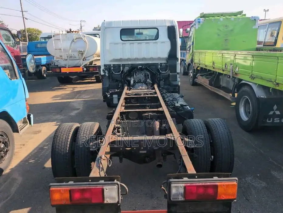 Mitsubishi Fuso Canter Body-Less Chassis