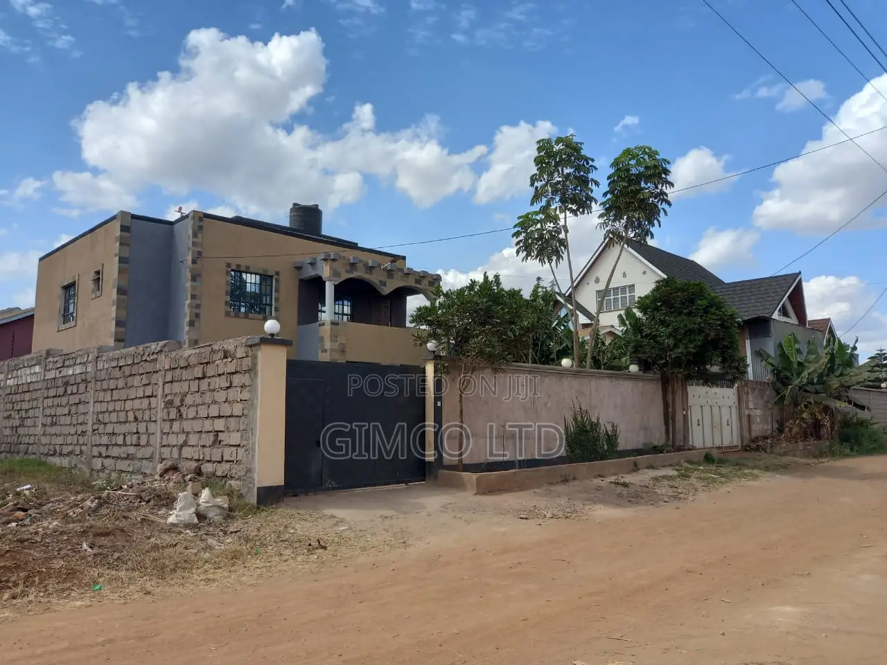 4bdrm Mansion in Kenyatta Road for sale