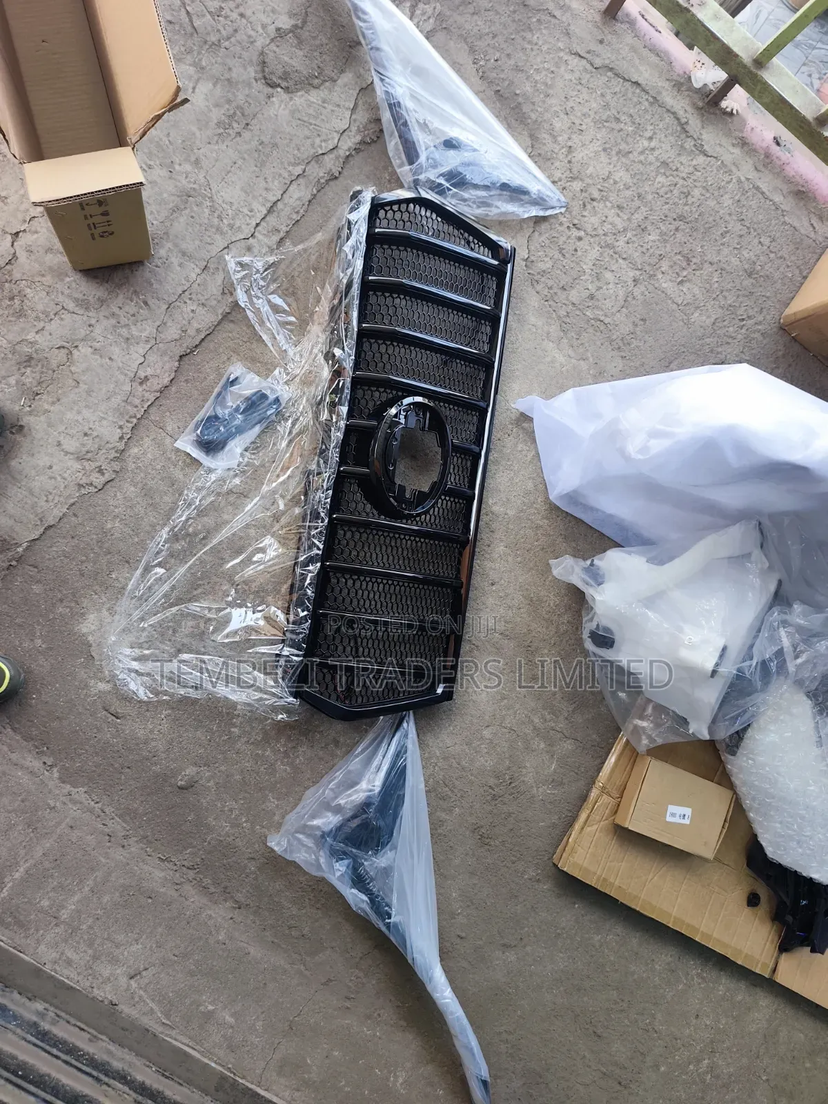Aftermarket Front Grille With Led for Toyota Land Cruiser Prado Fj 150